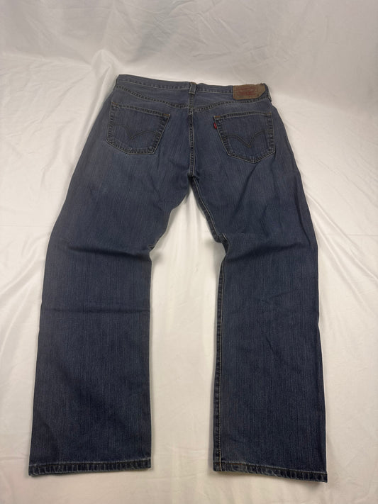 Levis Denim 32