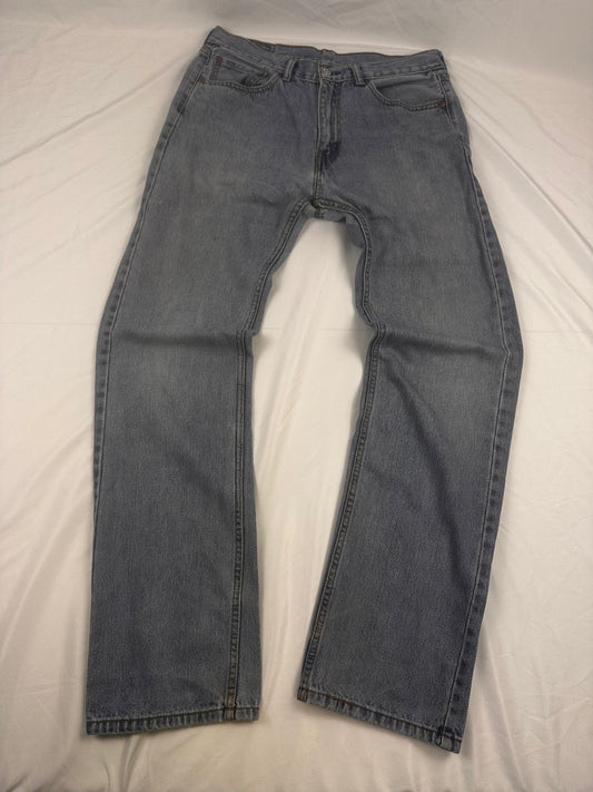 Levis Denim 32